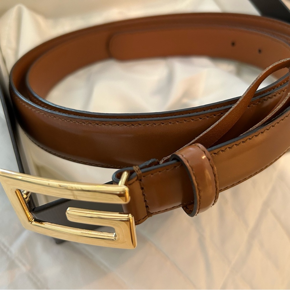 Authentic Gucci Gold Square Brown Leather Belt Size 120/48